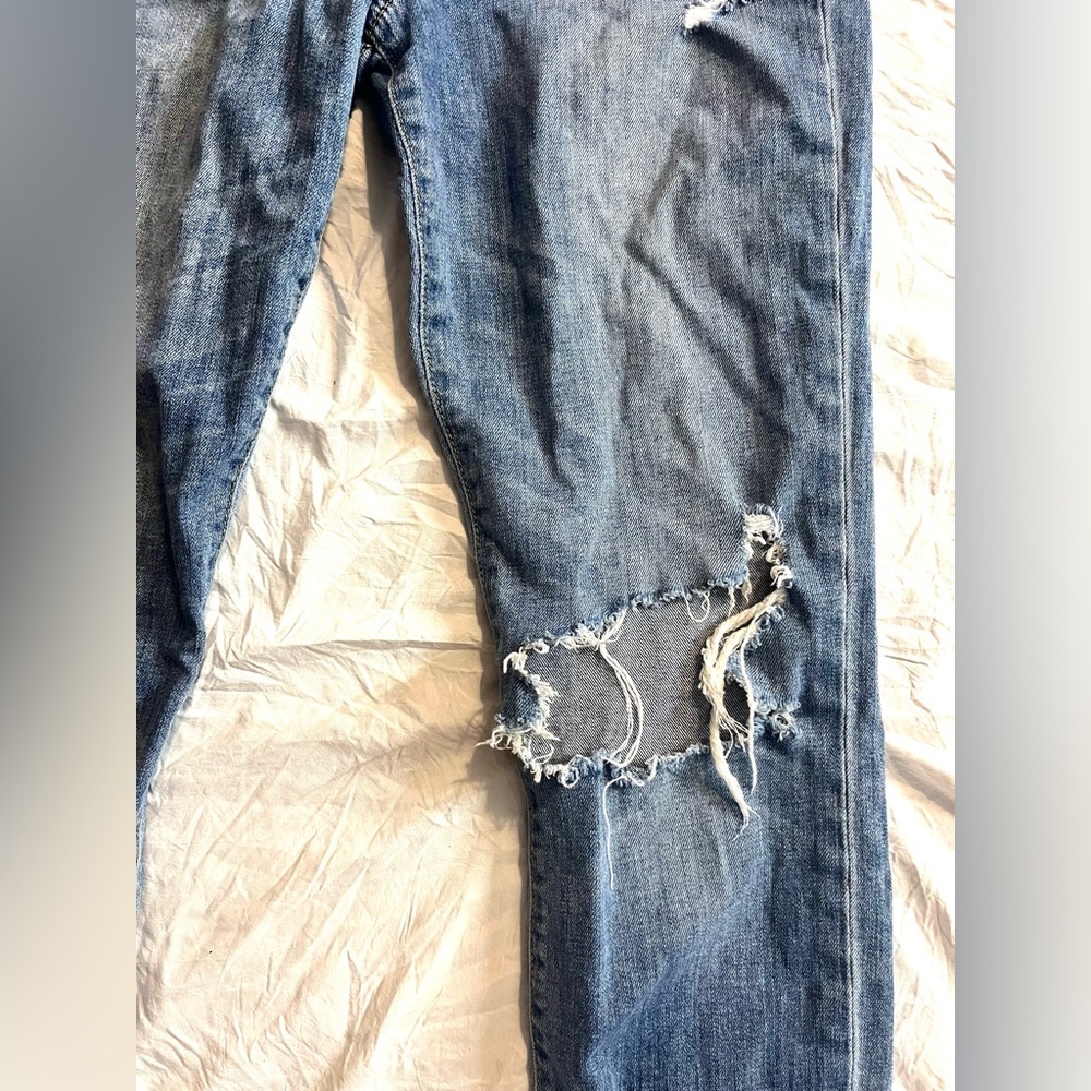 Joe’s Jeans Distressed Cuff Crop Women’s Blue Jeans Waist Size 26 - Picture 2 of 16